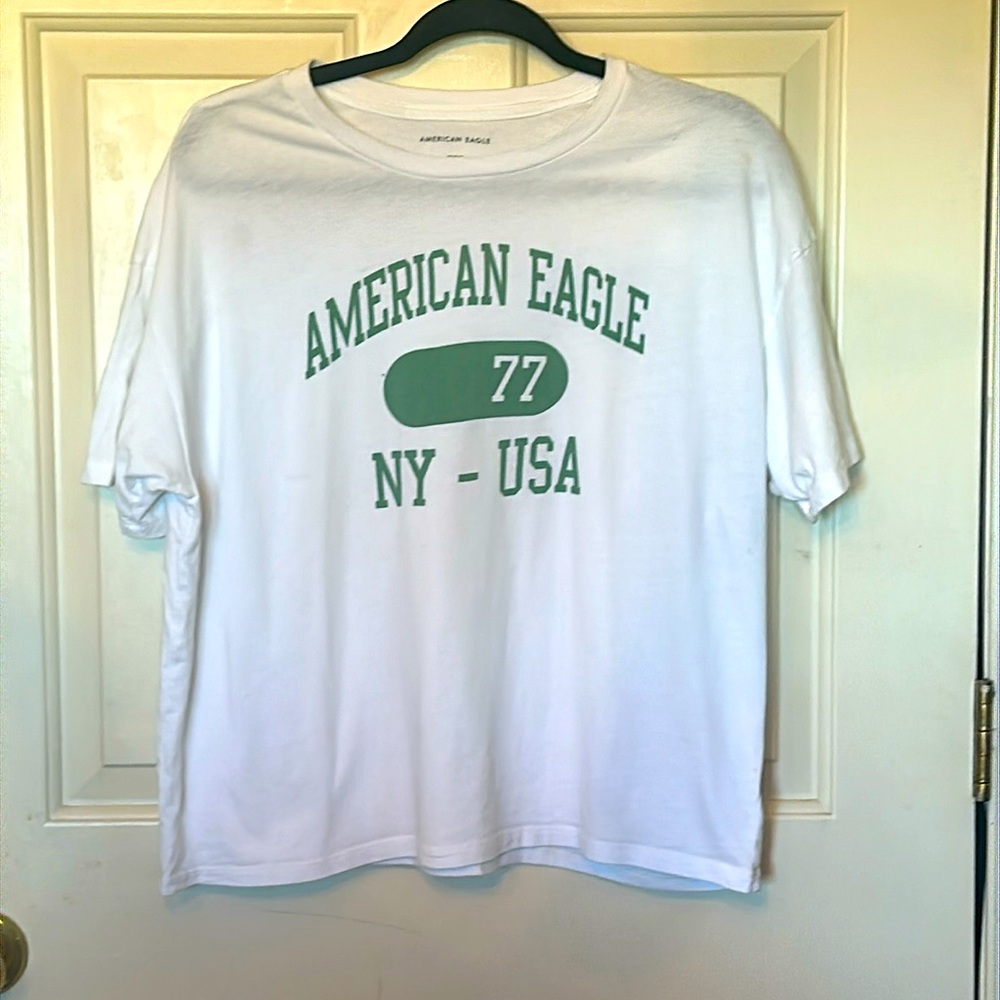 Women’s American Eagle shirt size medium